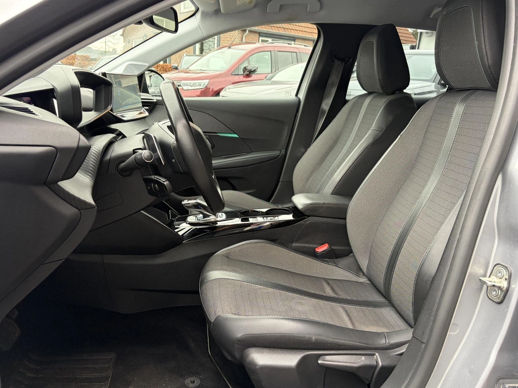 Peugeot 208 – foto 25