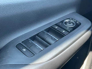 Toyota Prius – thumbnail 41