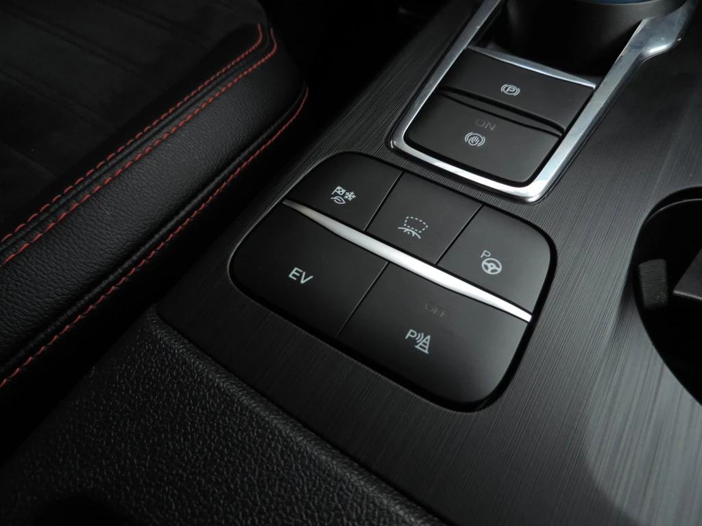 Ford Kuga – foto 36