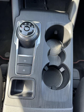 Ford Kuga – thumbnail 11
