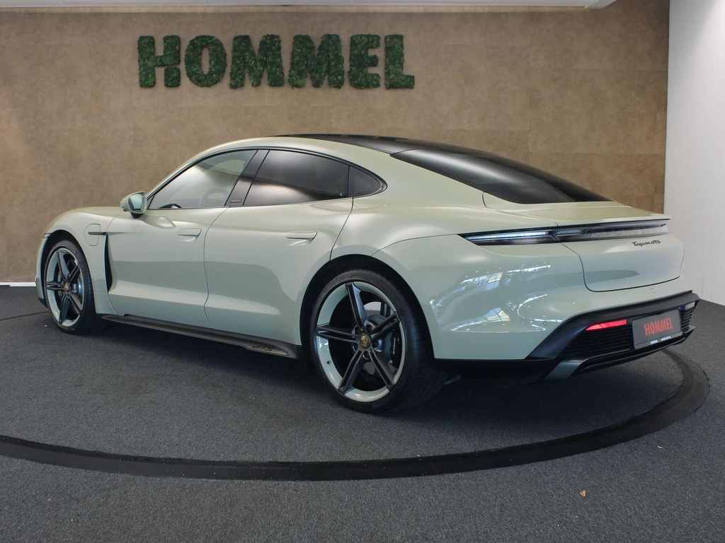Porsche Taycan – foto 4