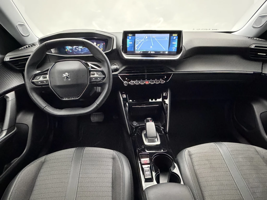 Peugeot e-2008 – foto 9