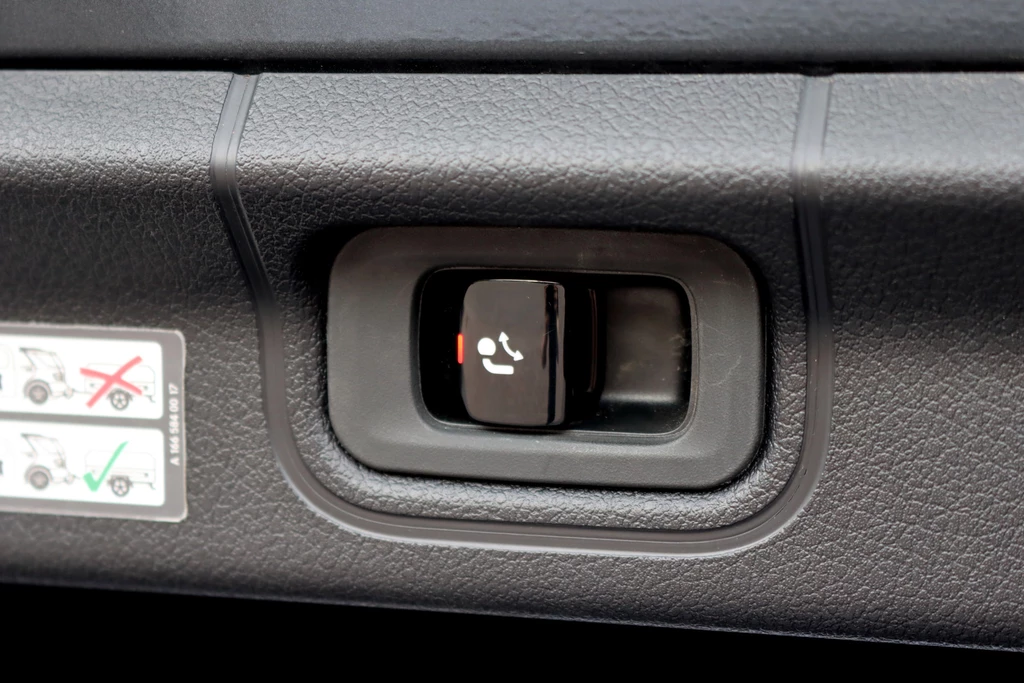 Mercedes-Benz EQE – foto 35
