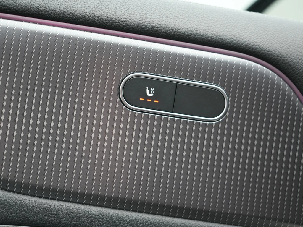 Mercedes-Benz EQA – foto 22