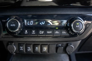 Toyota Hilux – thumbnail 25