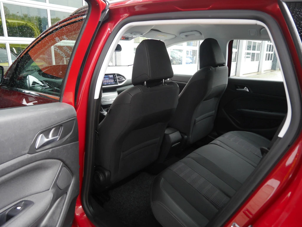Peugeot 308 – foto 8