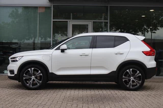Volvo XC40 – thumbnail 3
