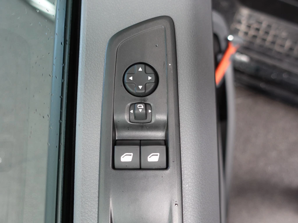 Peugeot e-Expert – foto 15