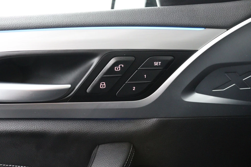 BMW iX3 – foto 12