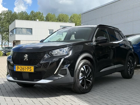 Peugeot e-2008 EV Allure Pack 50 kWh | 93,9% SOH | Navi | Achteruitrijcamera | Cruise Control | Climate Control |