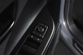 Toyota C-HR – thumbnail 51