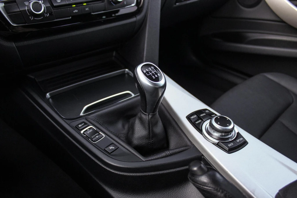 BMW 3 Serie – foto 32
