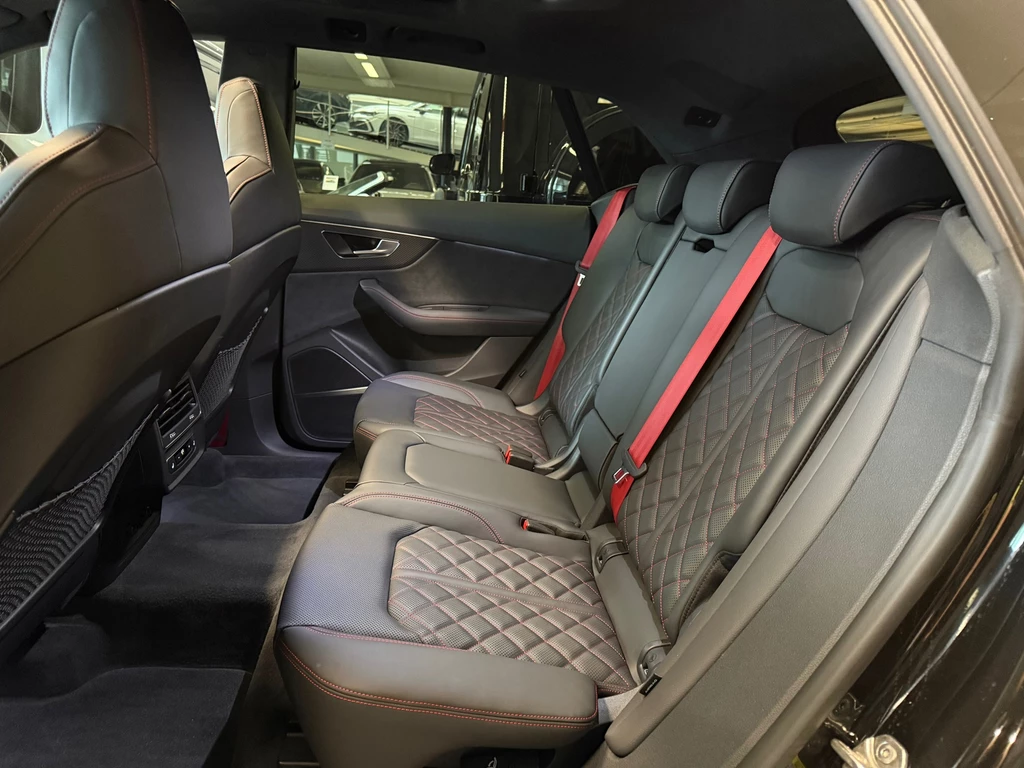 Audi Q8 – foto 14