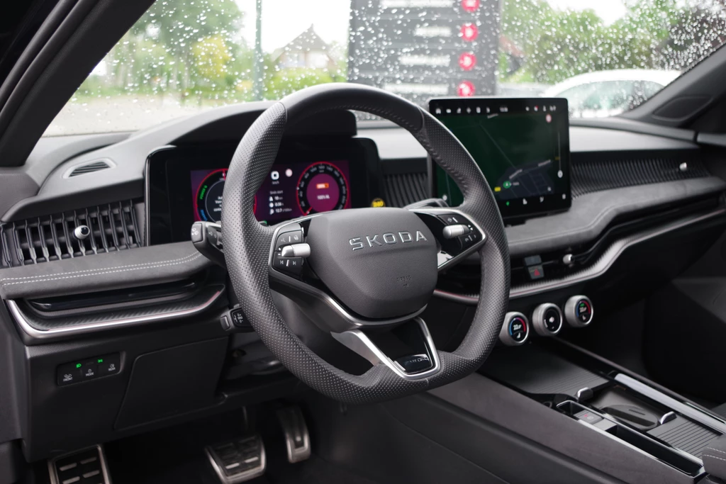 Škoda Superb – foto 7