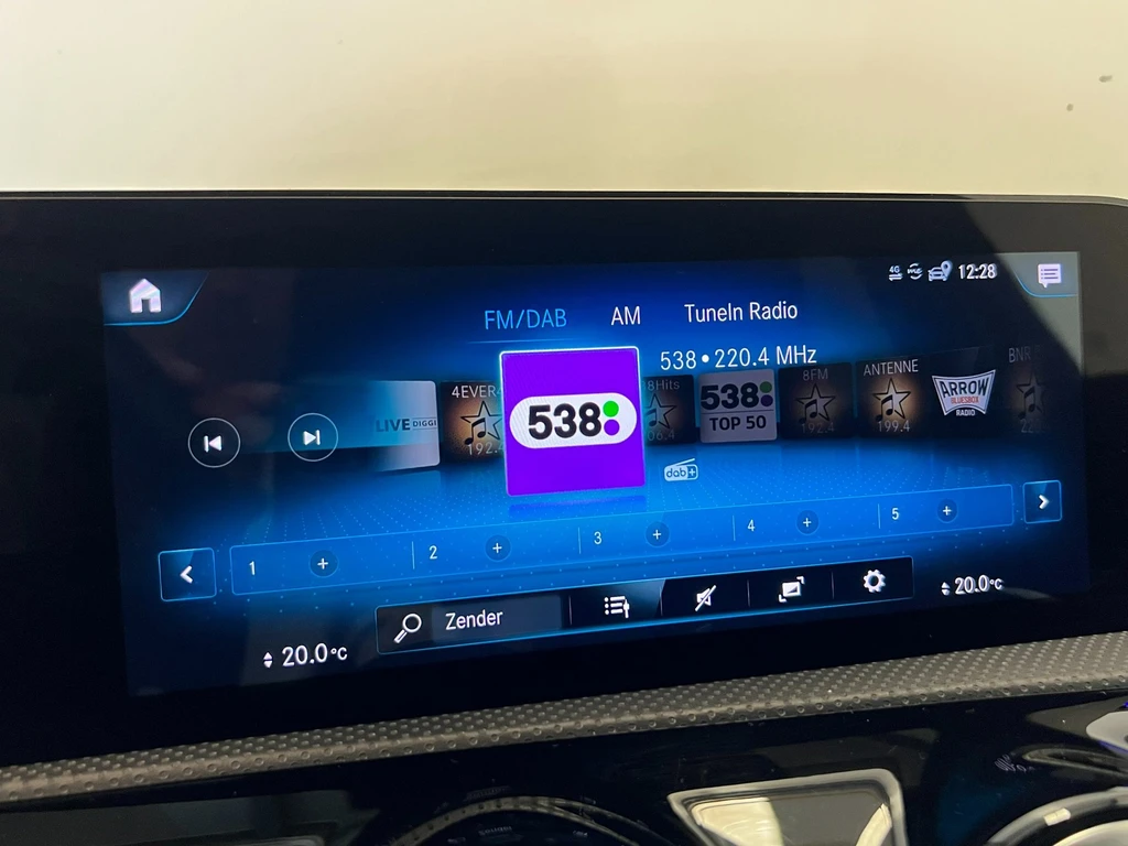 Mercedes-Benz CLA – foto 17