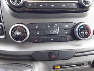 Ford Transit Custom – thumbnail 25