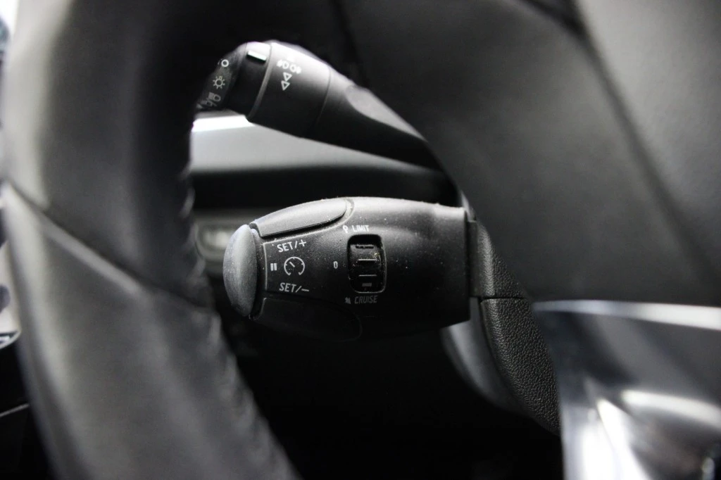 Peugeot 208 – foto 16