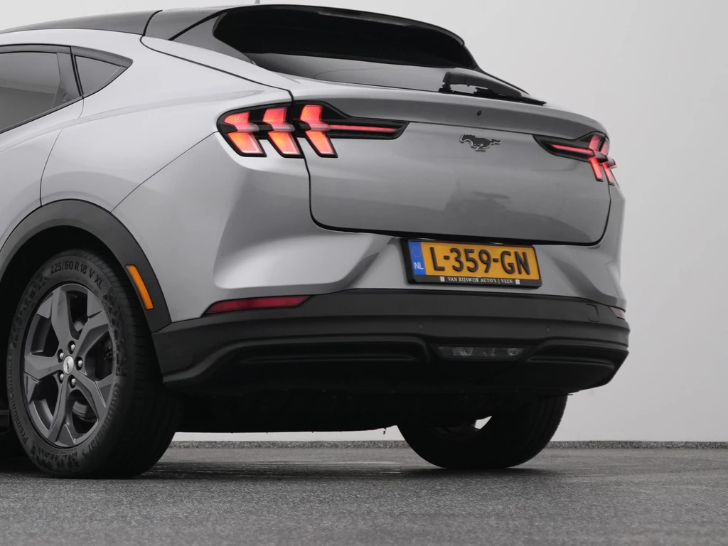 Ford Mustang Mach-E – foto 5