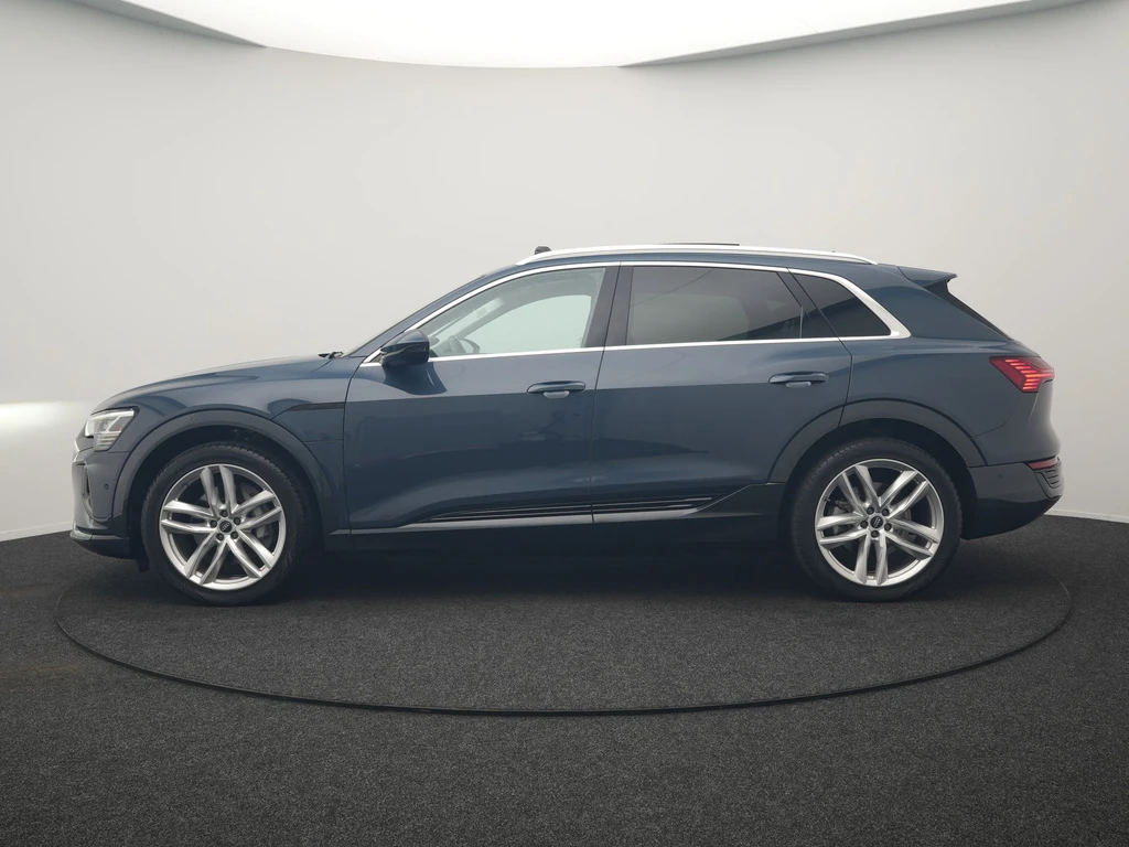 Audi Q8 e-tron – foto 3