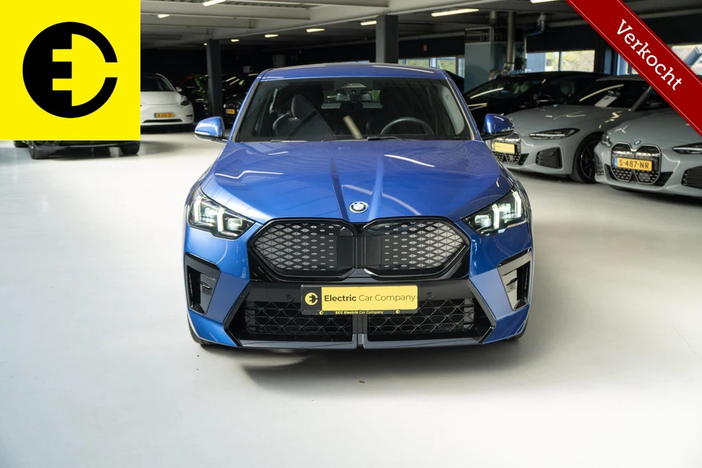 BMW iX2 – foto 16