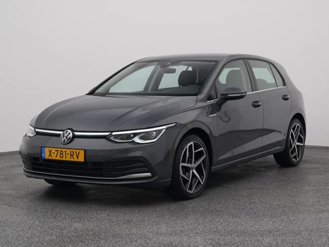 Volkswagen Golf 1.5 eTSI Style | ADAPTIVE | STOELMASSAGE | STOEL- EN STUURVERW.