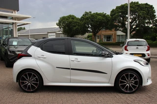 Toyota Yaris – thumbnail 6