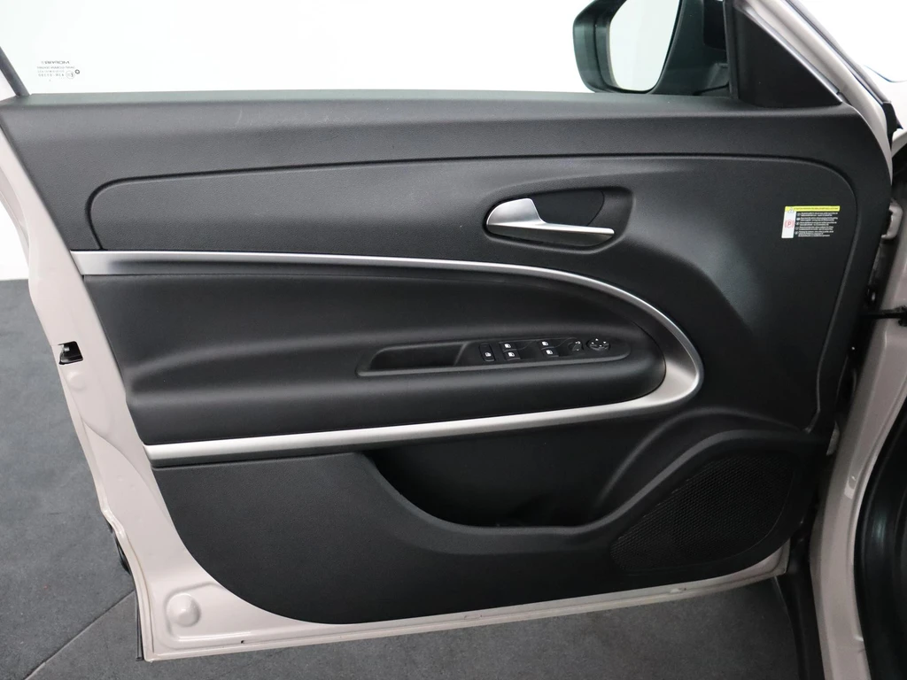 Jeep Avenger – foto 12