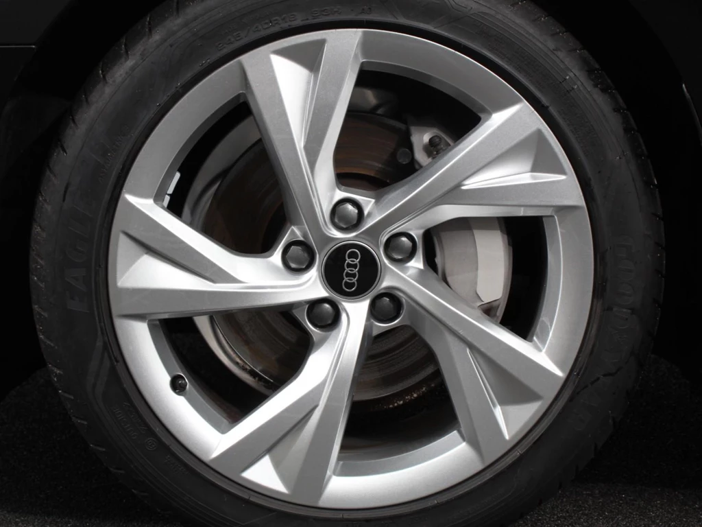 Audi A4 – foto 11