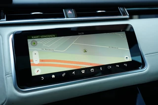 Land Rover Range Rover Velar – thumbnail 17