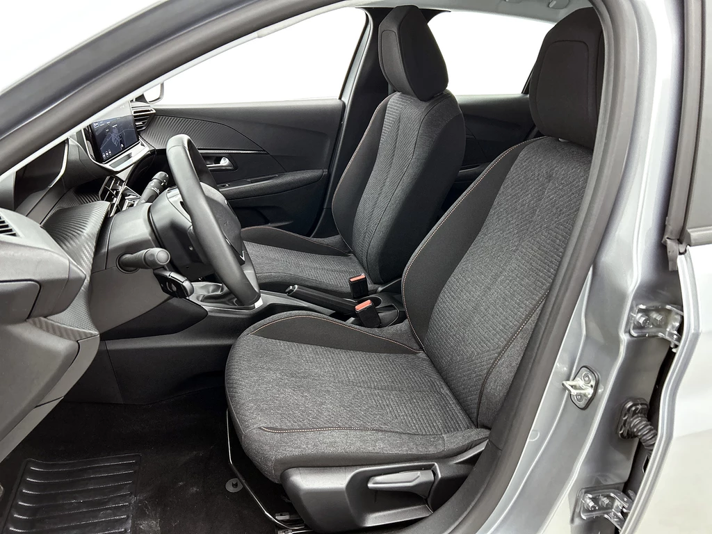 Peugeot 208 – foto 38