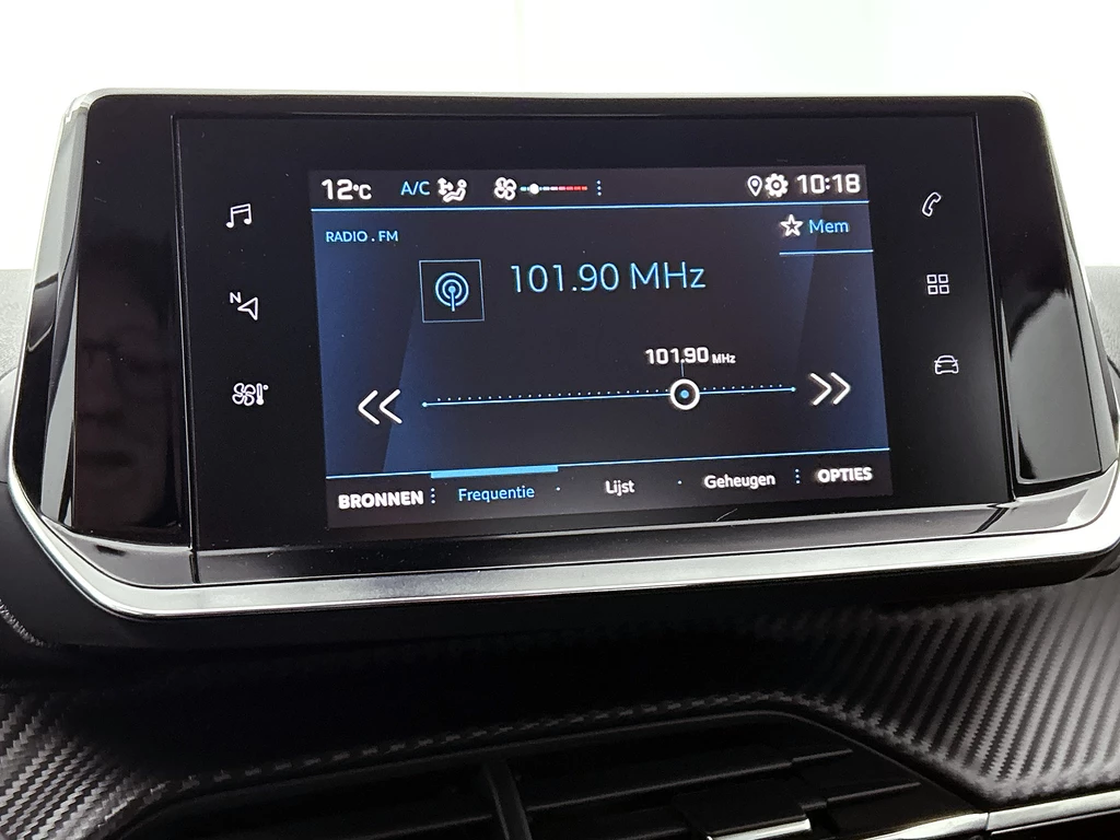 Peugeot 208 – foto 25