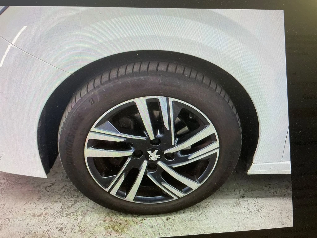 Peugeot 208 – foto 9