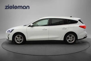 Ford Focus – thumbnail 2