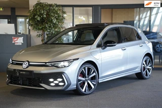 Volkswagen Golf – thumbnail 1