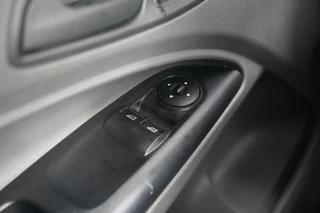 Ford Transit Connect – thumbnail 17
