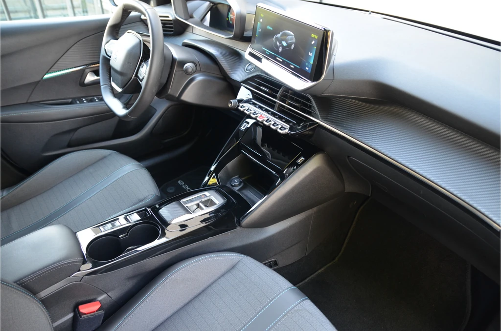 Peugeot e-208 – foto 10