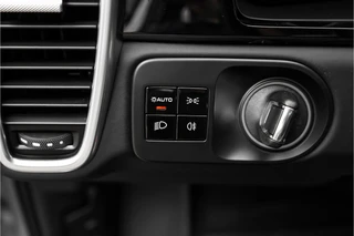 Porsche Cayenne – thumbnail 48