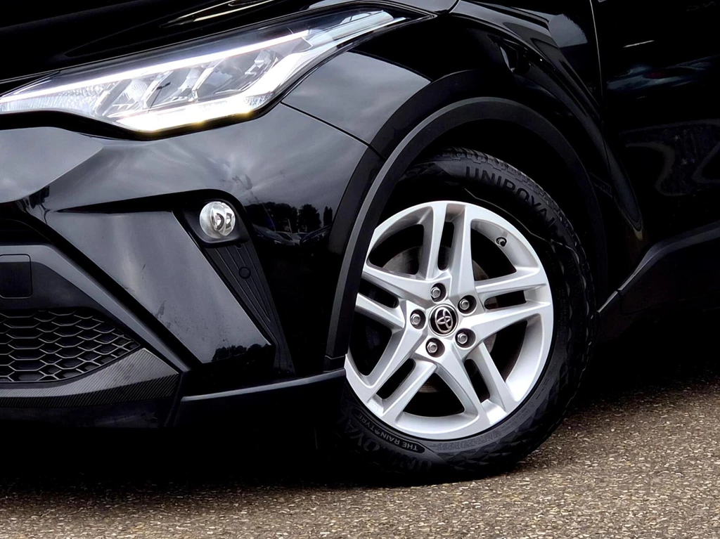 Toyota C-HR – foto 16