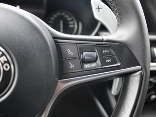 Alfa Romeo Stelvio – thumbnail 21