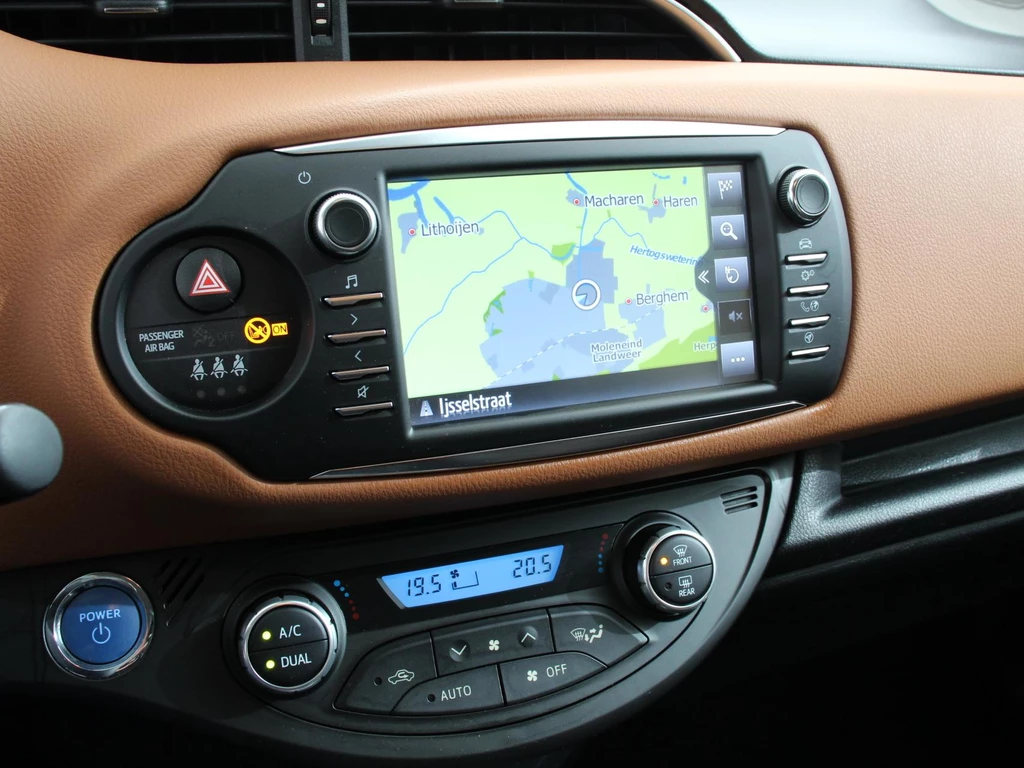 Toyota Yaris – foto 8