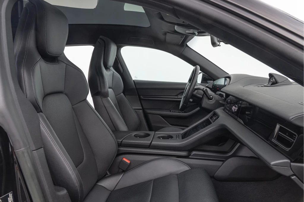 Porsche Taycan – foto 11