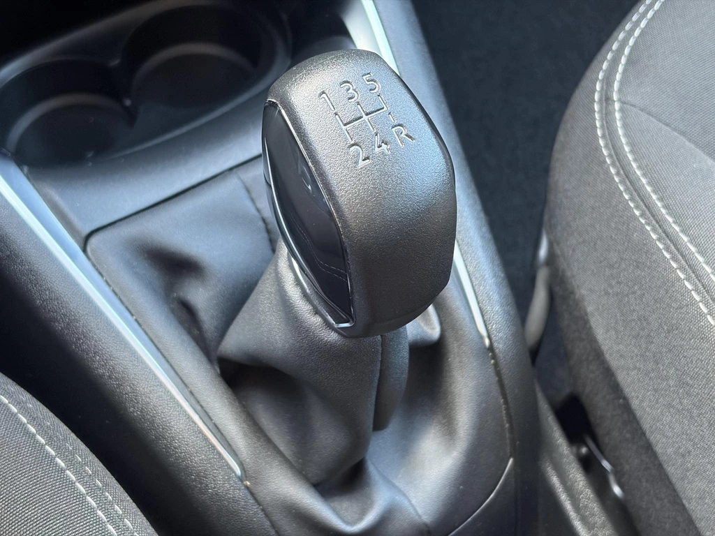 Peugeot 208 – foto 32