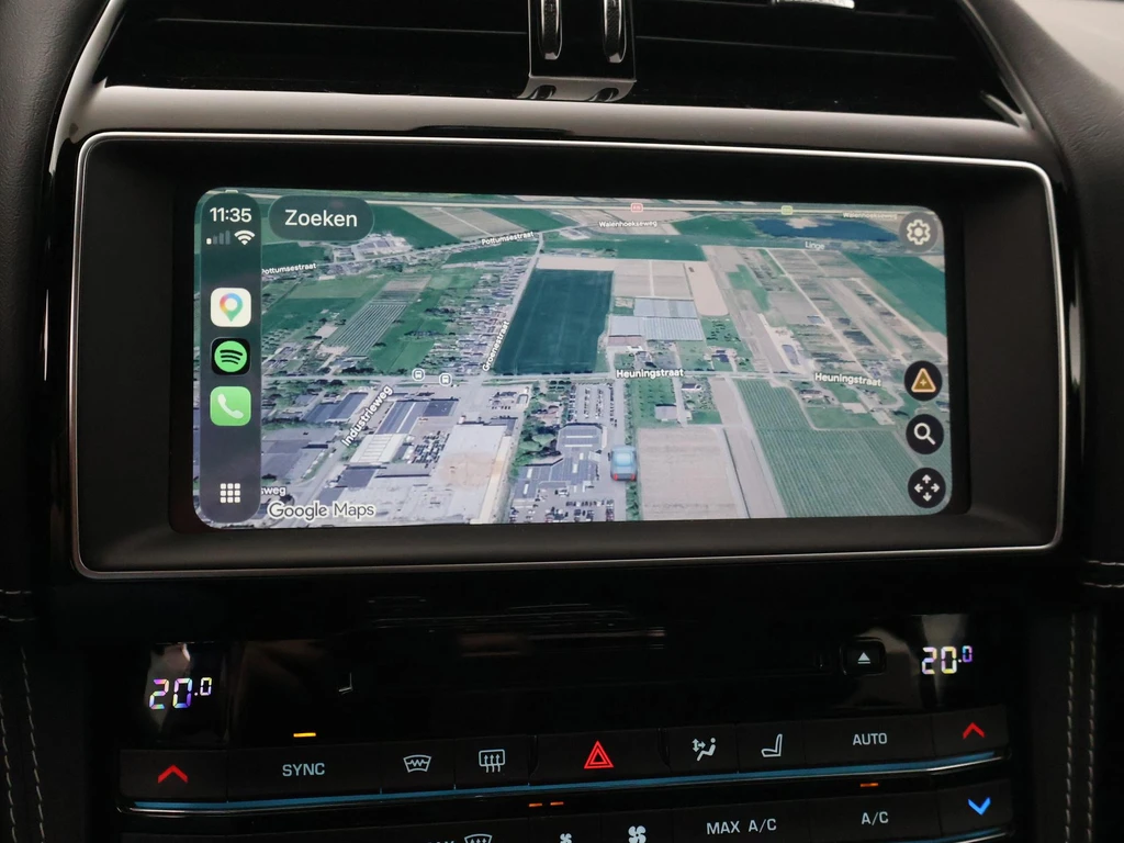 Jaguar F-PACE – foto 11