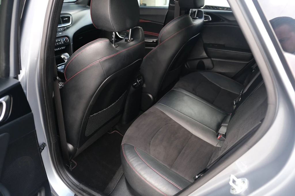 Kia ProCeed – foto 15