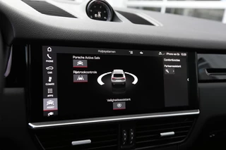 Porsche Cayenne – thumbnail 50