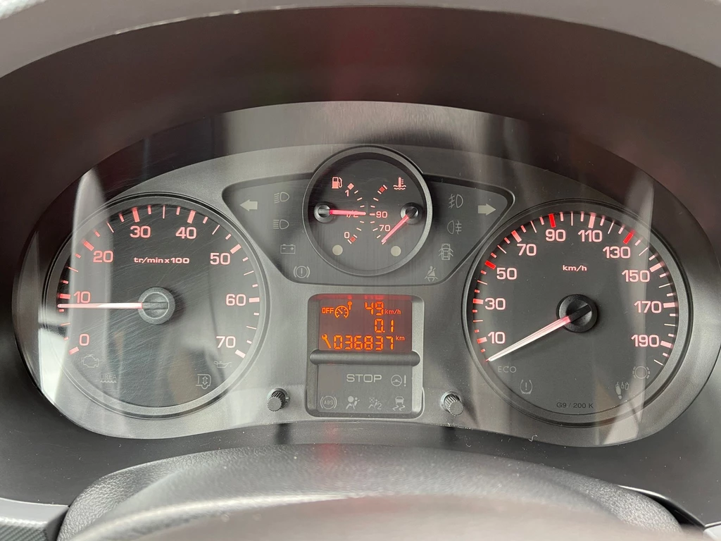 Peugeot Partner – foto 12
