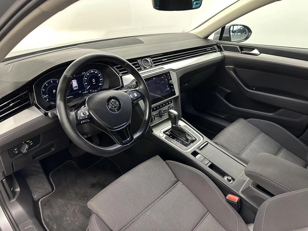 Volkswagen Passat – foto 15