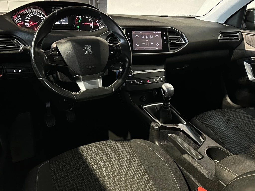 Peugeot 308 – foto 18