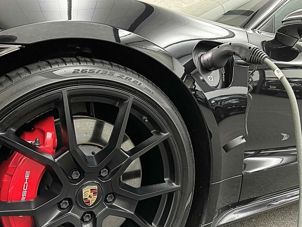 Porsche Taycan – foto 38