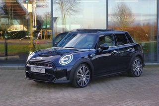 MINI 5-deurs – thumbnail 1